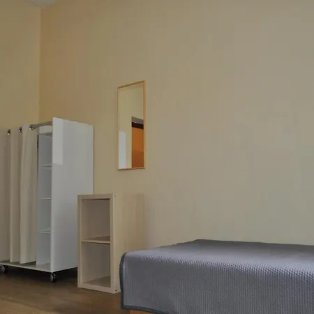 Sm Oleandry Hostel *